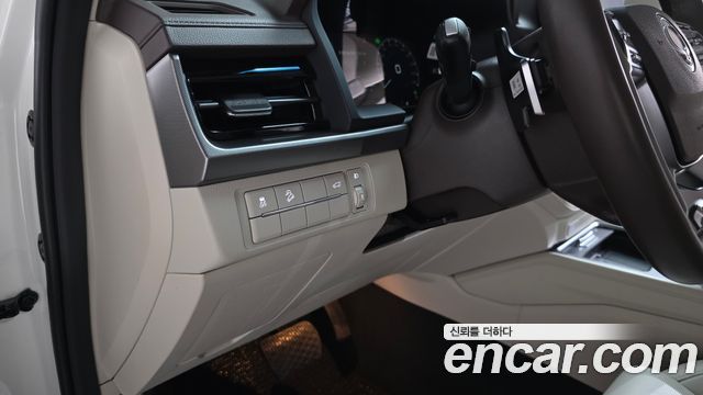 KG Mobility (SsangYong) Rexton New Arena Disel 2.2 4WD Summit 2024 — фото 30