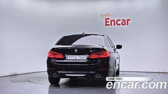 BMW 5 Series (G30) 520d Luxury Plus 2020 — фото 4