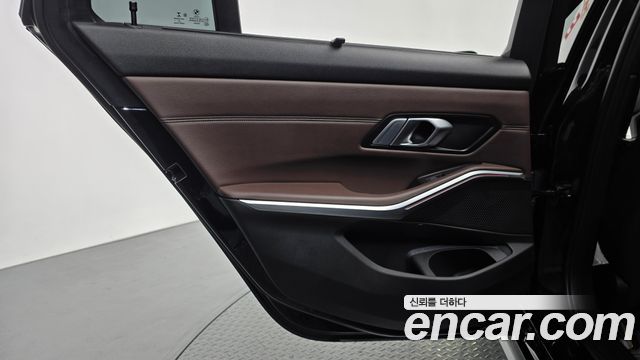 BMW 3 Series (G20) 320i Touring M Sports 2022 — фото 25