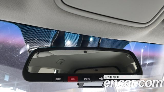 Kia Niro Plus Air 2023 — фото 21