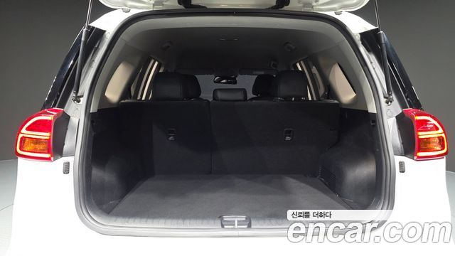 Kia Niro Plus Air 2023 — фото 24