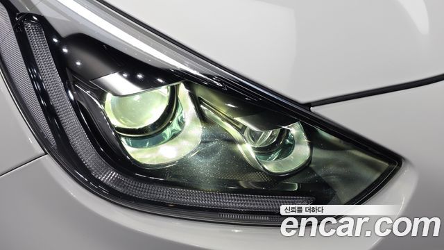 Kia Niro Plus Air 2023 — фото 28