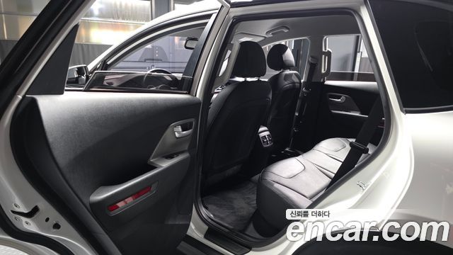 Kia Niro Plus Air 2023 — фото 32