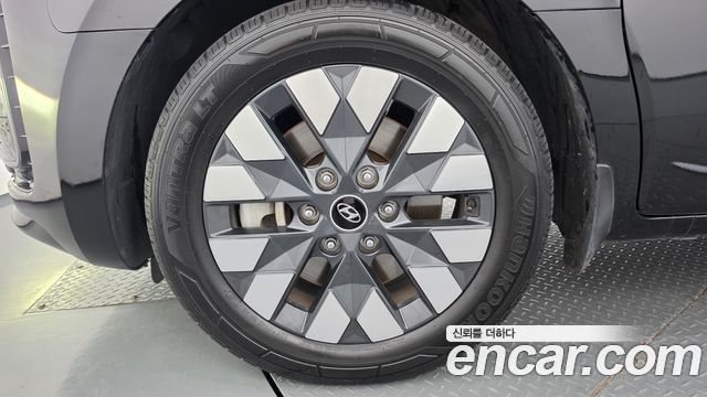 Hyundai Staria L3.5 Lounge 7-Seater Inspiration 2022 — фото 5
