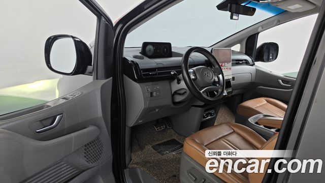 Hyundai Staria L3.5 Lounge 7-Seater Inspiration 2022 — фото 10