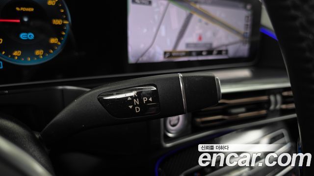 Mercedes-Benz EQC (N293) EQC400 4MATIC Premium 2020 — фото 9