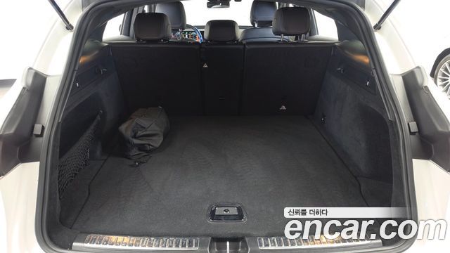 Mercedes-Benz EQC (N293) EQC400 4MATIC Premium 2020 — фото 24