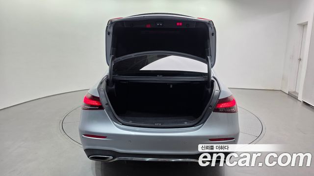 Mercedes-Benz E-Class (W213) E220d 4MATIC AMG Line 2021 — фото 20