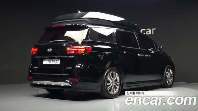 Kia Carnival Gasoline 9-Seater Hi-Limousine Noblesse Special 2019 — фото 2