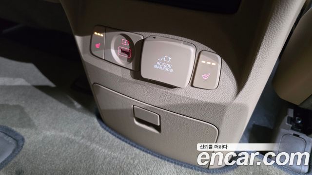Kia Carnival Gasoline 9-Seater Hi-Limousine Noblesse Special 2019 — фото 19