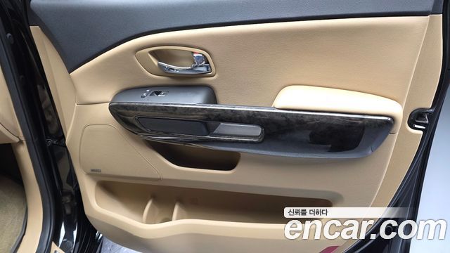 Kia Carnival Gasoline 9-Seater Hi-Limousine Noblesse Special 2019 — фото 25