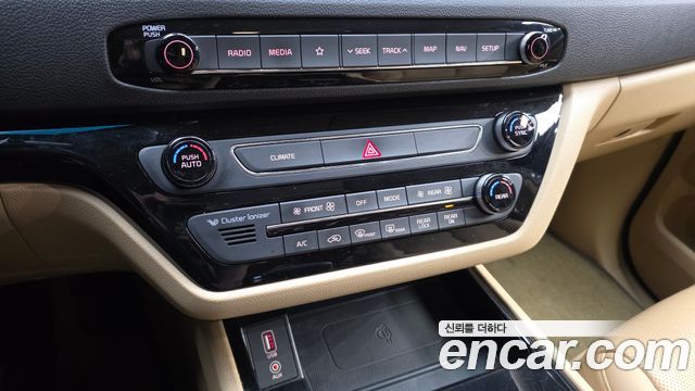 Kia Carnival Gasoline 9-Seater Hi-Limousine Noblesse Special 2019 — фото 28