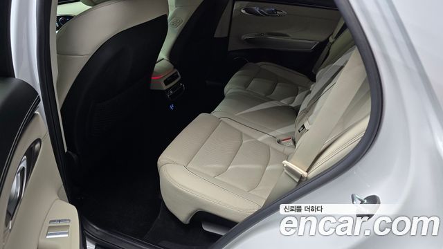 Genesis GV70 2.5T Gasoline 2WD 2024 — фото 12