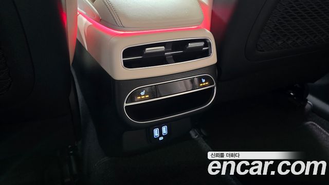 Genesis GV70 2.5T Gasoline 2WD 2024 — фото 18