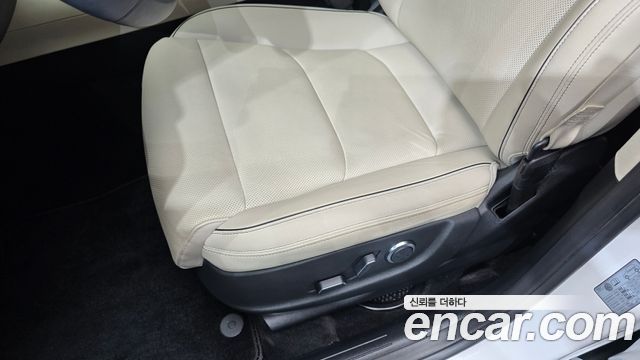 Genesis GV70 2.5T Gasoline 2WD 2024 — фото 33