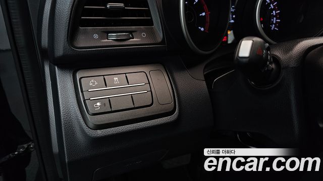 KG Mobility (SsangYong) Tivoli Air Diesel IX 2WD 2016 — фото 14