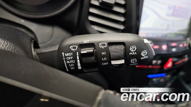 KG Mobility (SsangYong) Tivoli Air Diesel IX 2WD 2016 — фото 28