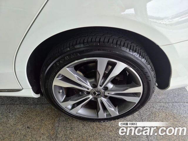 Mercedes-Benz C-Class (W205) C220 d 4MATIC 2021 — фото 5