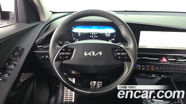 Kia Niro Signature 2025 — фото 13