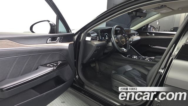 Kia K5 (III) 2.0 Signature 2023 — фото 10