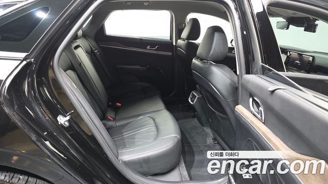 Kia K5 (III) 2.0 Signature 2023 — фото 12