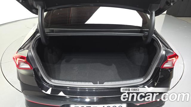 Kia K5 (III) 2.0 Signature 2023 — фото 20