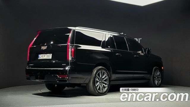 Cadillac Escalade (V) 6.2 ESV ESV Sports Platinum 2024 — фото 2