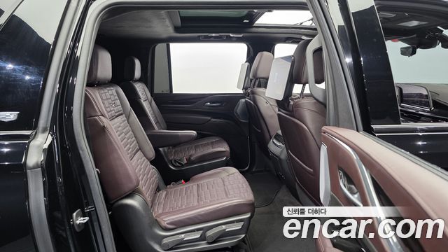 Cadillac Escalade (V) 6.2 ESV ESV Sports Platinum 2024 — фото 11