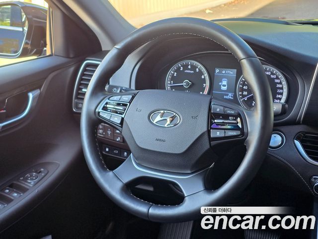 Hyundai Grandeur (IG) 2.4 Premium 2019 — фото 16