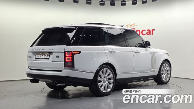 Land Rover Range Rover (IV) 3.0 TDV6 Vogue SE DIESEL 2014 — фото 2
