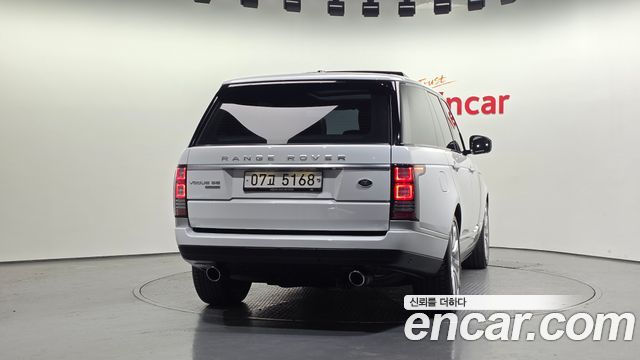 Land Rover Range Rover (IV) 3.0 TDV6 Vogue SE DIESEL 2014 — фото 4