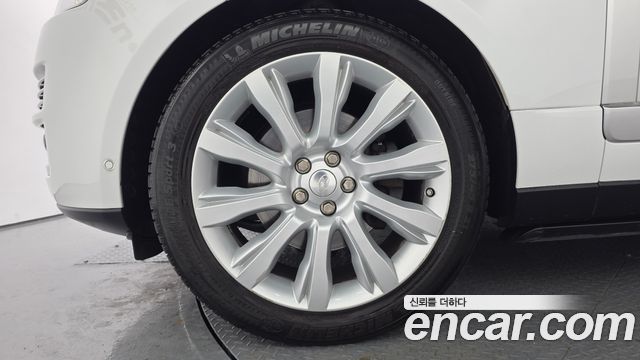 Land Rover Range Rover (IV) 3.0 TDV6 Vogue SE DIESEL 2014 — фото 5