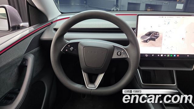 Tesla Model Y Long Range AWD 2025 — фото 13
