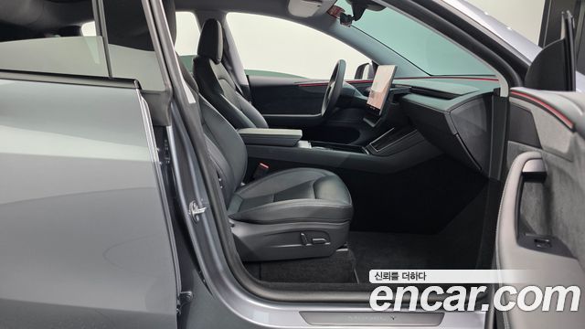 Tesla Model Y Long Range AWD 2025 — фото 26