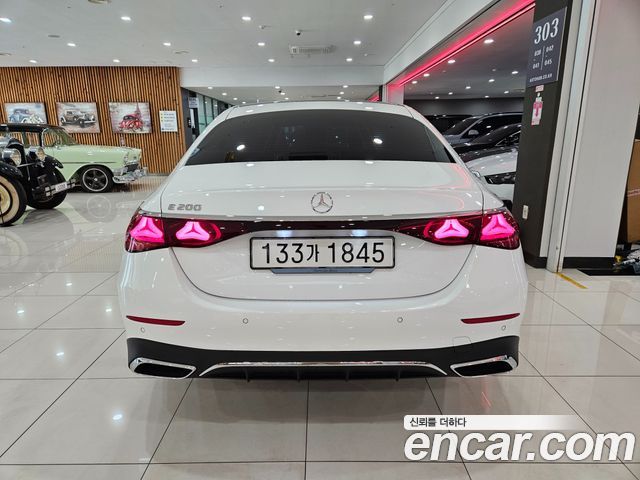 Mercedes-Benz E-Class (W214) E200 AMG Line 2026 — фото 4
