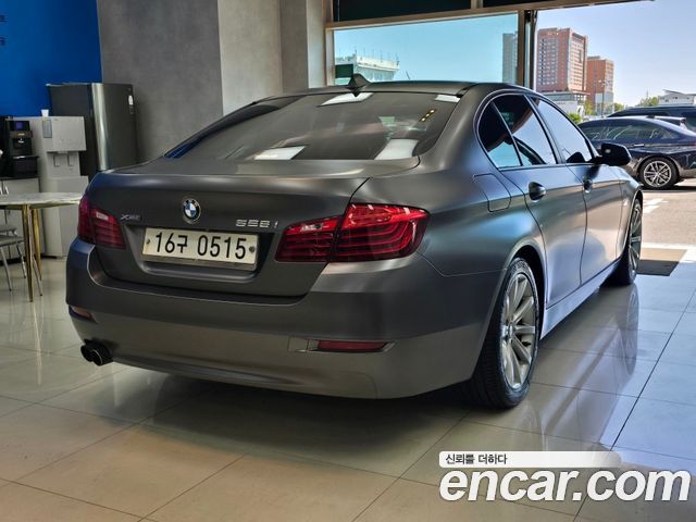 BMW 5 Series (F10) 528i xDrive 2014 — фото 6