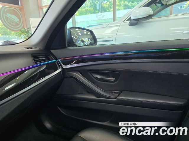 BMW 5 Series (F10) 528i xDrive 2014 — фото 22