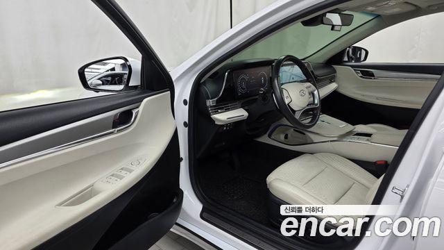 Hyundai Grandeur (IG) 2.5 Le Blanc 2023 — фото 10