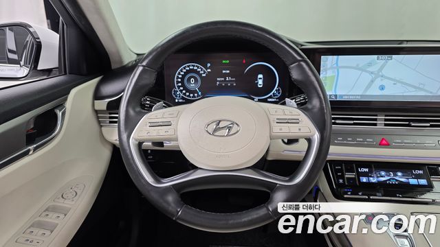 Hyundai Grandeur (IG) 2.5 Le Blanc 2023 — фото 12