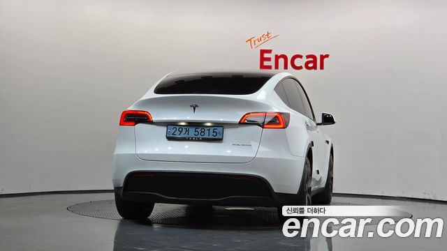 Tesla Model Y Long Range AWD 2022 — фото 4