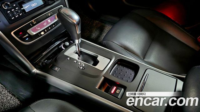 Renault Korea SM5 Nova LPLi Texi tental car SUP 2017 — фото 9