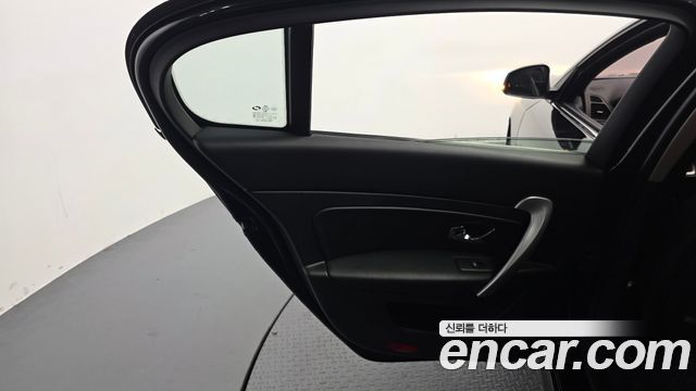Renault Korea SM5 Nova LPLi Texi tental car SUP 2017 — фото 25