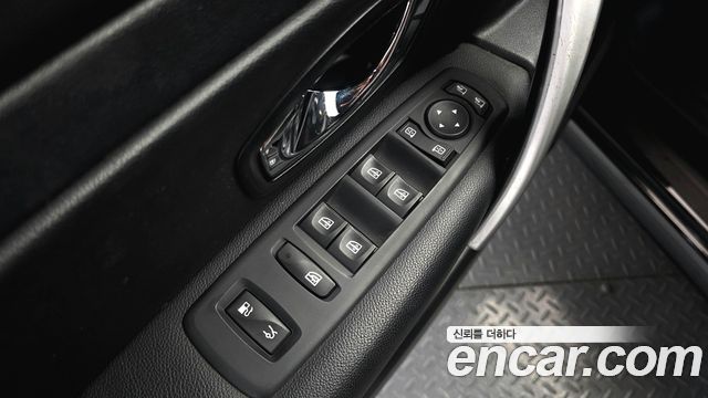 Renault Korea SM5 Nova LPLi Texi tental car SUP 2017 — фото 27