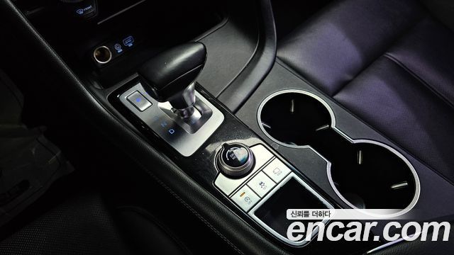 Genesis G70 2.0T Advanced 2018 — фото 9