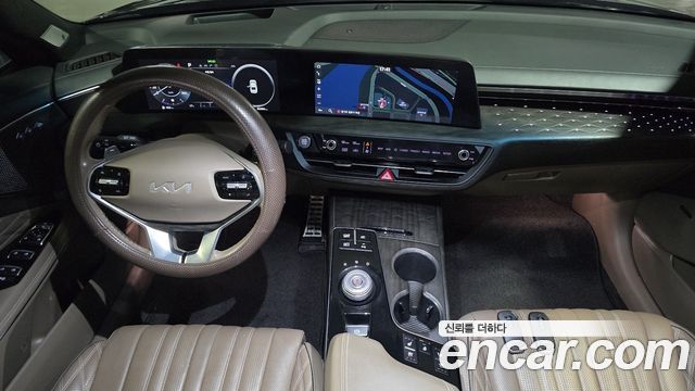 Kia K8 2.5 Gasoline 2WD Signature Special 2023 — фото 7