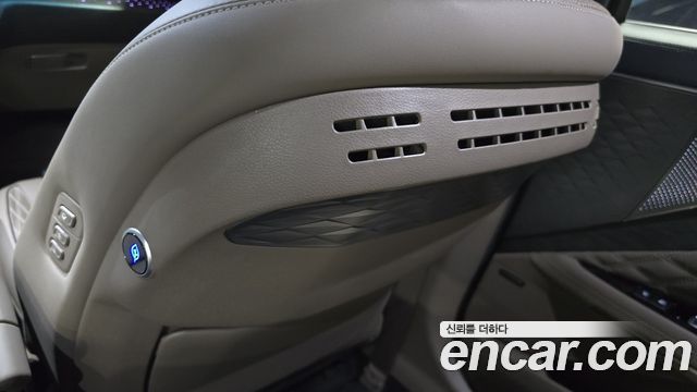 Kia K8 2.5 Gasoline 2WD Signature Special 2023 — фото 17