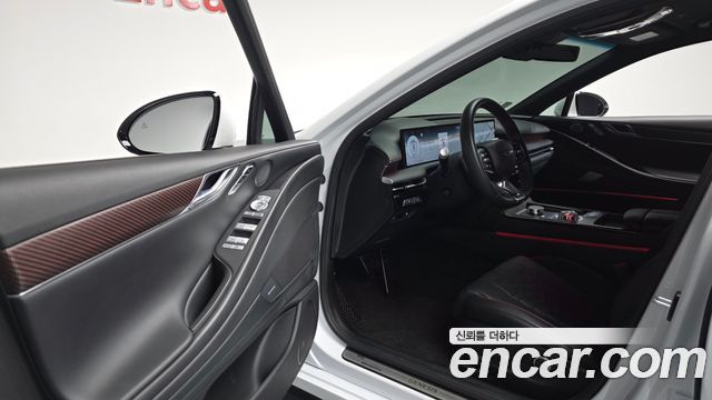 Genesis G80 (RG3) Gasoline 2.5 Turbo AWD 2025 — фото 10