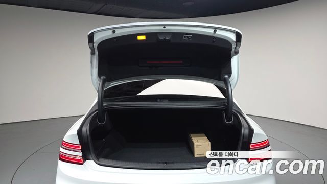 Genesis G80 (RG3) Gasoline 2.5 Turbo AWD 2025 — фото 20