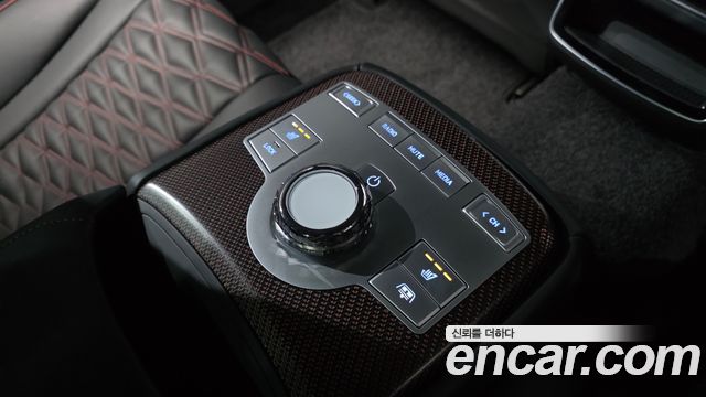 Genesis G80 (RG3) Gasoline 2.5 Turbo AWD 2025 — фото 30