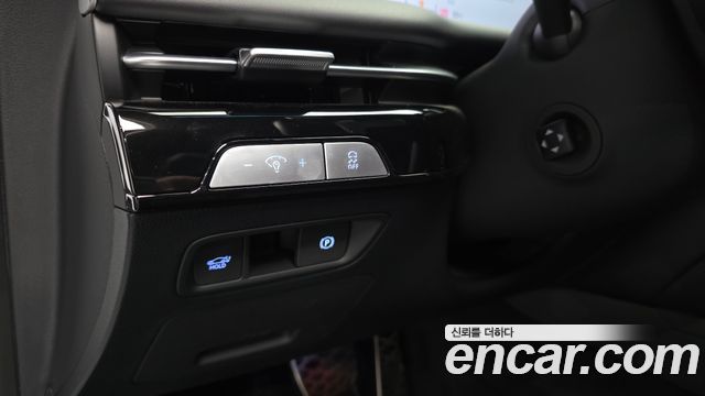 Genesis G80 (RG3) Gasoline 2.5 Turbo AWD 2025 — фото 35